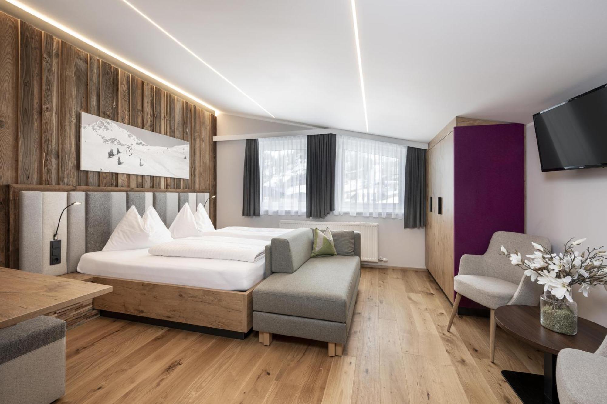 Austria Alpinhotel Ski In Ski Out An Der Edelweissbahn Obertauern Kültér fotó