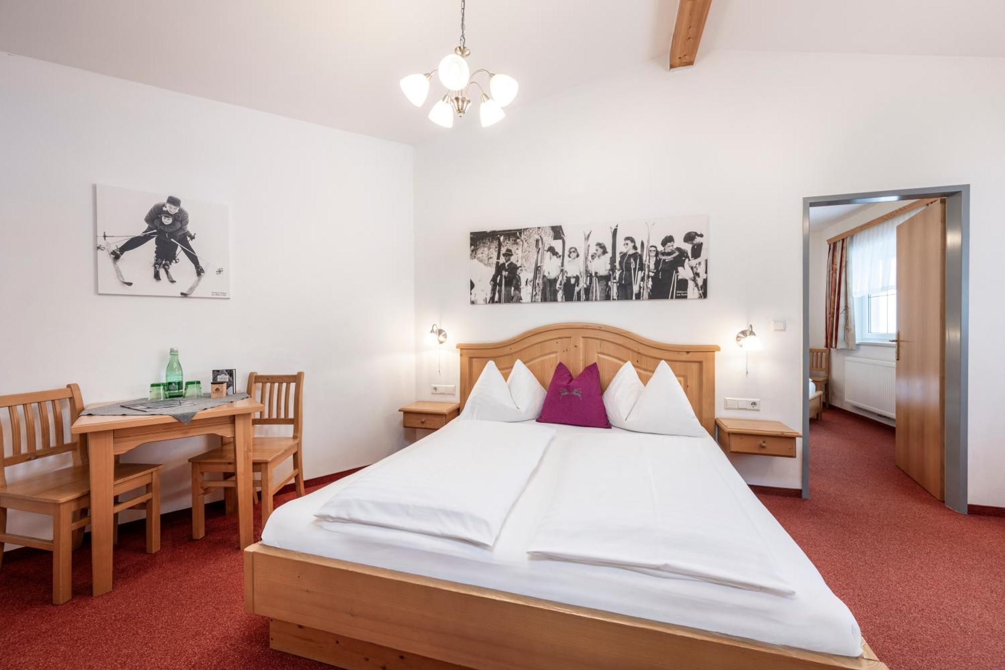 Austria Alpinhotel Ski In Ski Out An Der Edelweissbahn Obertauern Kültér fotó